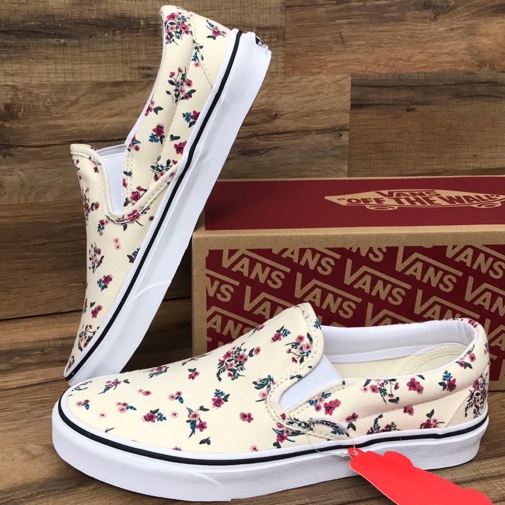 VANS CLASSIC SLIP ON BRAND NEW - Picture 3 of 16